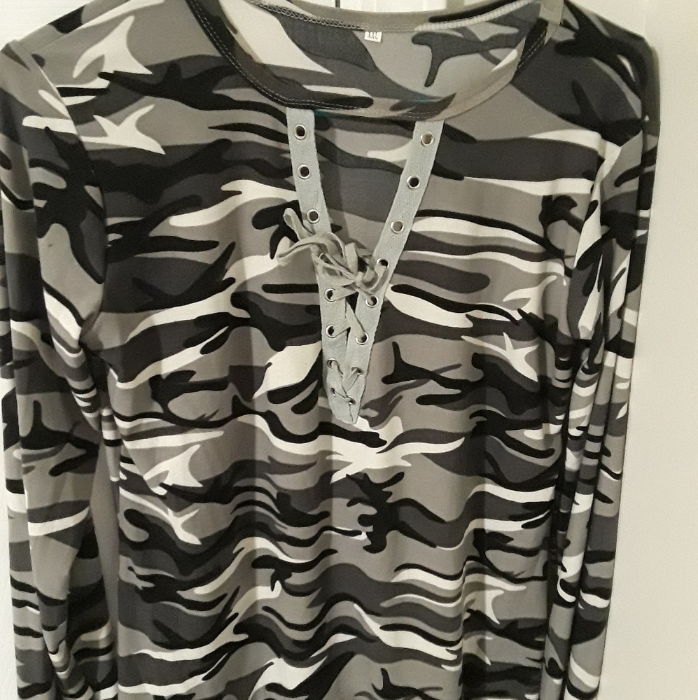 Grey Camoflage lace up shirt top size XL